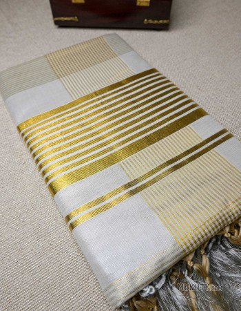 Kerala Traditional Gold Silver Checked Set Saree