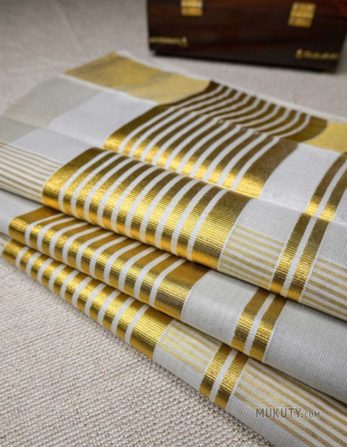 Kerala Traditional Gold Silver Checked Set Saree